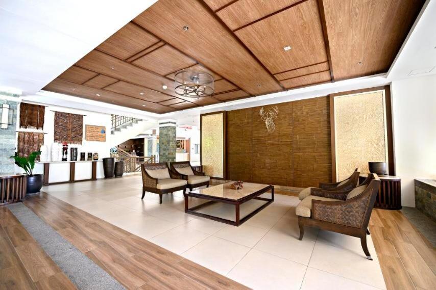 The Aston Executive Suite 2Br Balcony Near Mines View Baguio Baguio City Eksteriør bilde